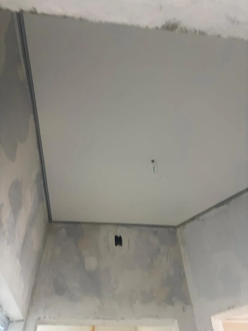 Parede de drywall com acabamento