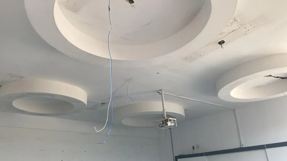 Sala de estar com forro de gesso — Jardim Vergueiro